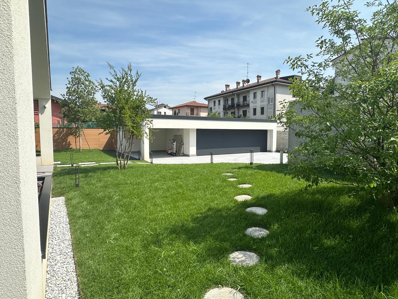 PHOTO 2025 06 18 16 41 25 16